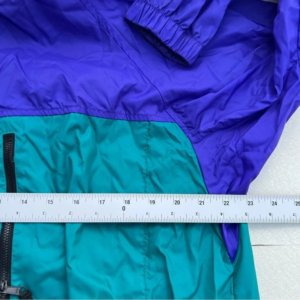 Vintage Columbia Full Zip Windbreaker
Radial Sleeve Jacket Men's Size S - Picture 7 of 9